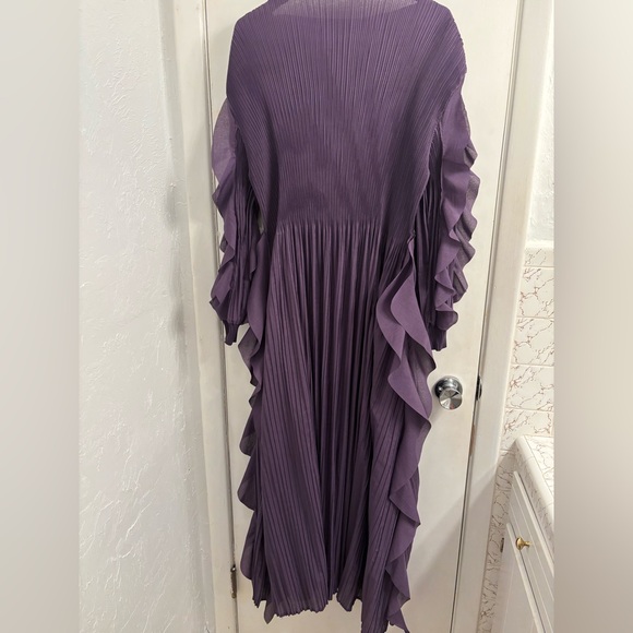 Elegant Purple Asymmetrical Dress - Picture 4 of 4